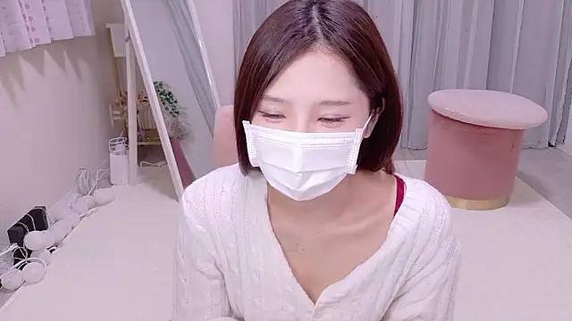  MIYUnya online show from March 1, 2026, 10:04 am