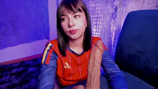 Snapshot of angeel____ chatting on July 19, 2026, 8:45 am angeel online show from July 19, 2026, 8:45 am