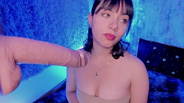 Snapshot of angeel____ chatting on July 15, 2026, 6:59 pm angeel online show from July 15, 2026, 6:59 pm