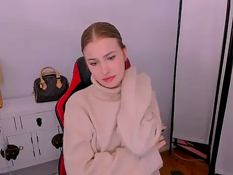 KattyXLovely online show from February 12, 2026, 3:23 pm