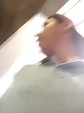 Snapshot of elburrotio chatting on February 7, 2026, 8:17 pm elburrotio online show from February 7, 2026, 8:17 pm