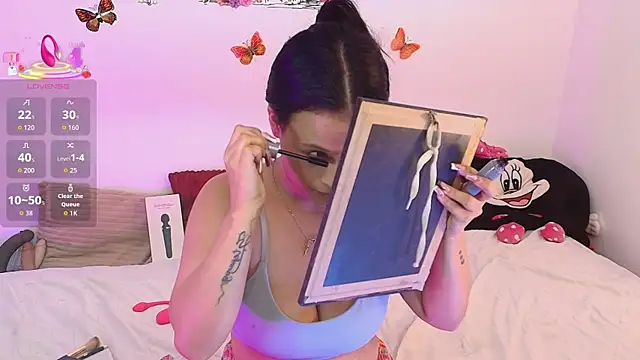 Snapshot of Kristin___ chatting on March 1, 2026, 2:55 am Kristin online show from March 1, 2026, 2:55 am