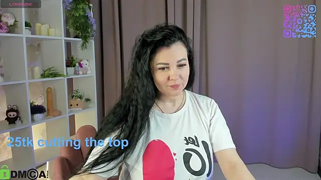 Monika Martinezz online show from February 19, 2026, 3:36 am