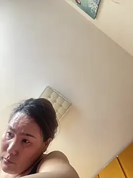 Youyou 12 online show from March 15, 2026, 7:04 am