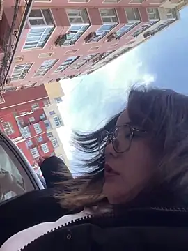 Youyou 12 online show from February 13, 2026, 4:45 am