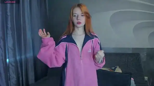 TarynPalek online show from July 9, 2026, 8:59 am