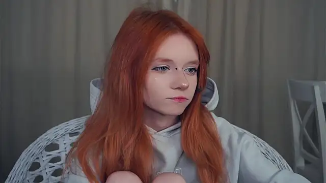 TarynPalek online show from February 8, 2026, 6:11 am