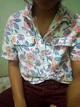 Snapshot of Dreem_love chatting on May 1, 2026, 6:46 pm Dreem love online show from May 1, 2026, 6:46 pm