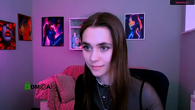 laurenmurrr online show from April 17, 2026, 12:52 pm