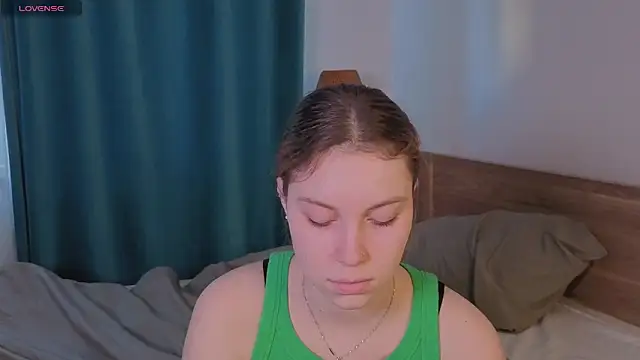 JadwigaTagliavia online show from April 20, 2026, 6:38 am