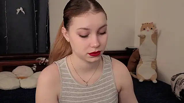 JadwigaTagliavia online show from March 17, 2026, 10:07 am