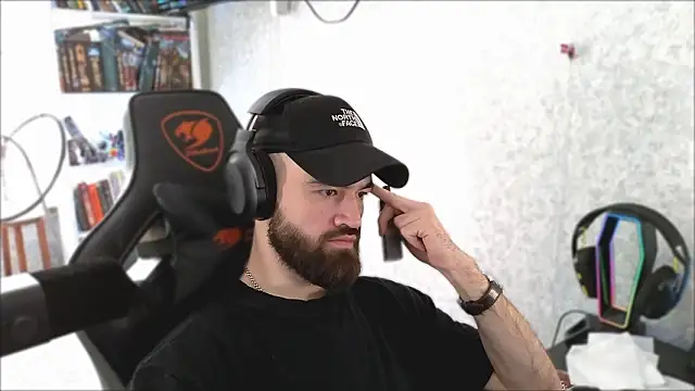  Mostly  online show from March 4, 2026, 10:01 am