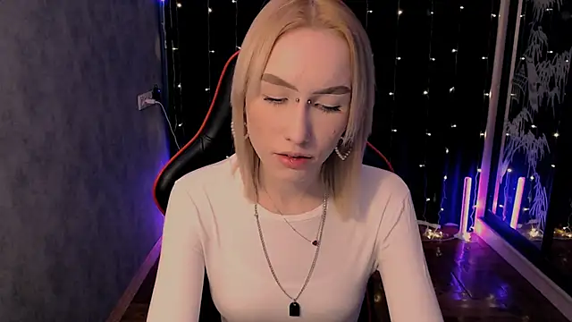 crybambi online show from February 10, 2026, 6:23 am