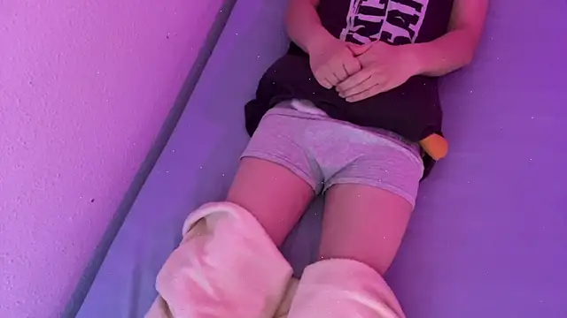 RaccooIsHere online show from April 23, 2026, 5:03 pm