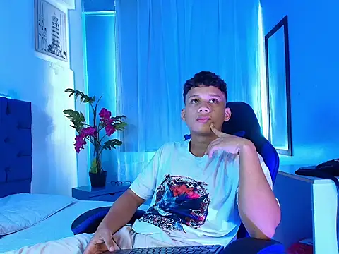 AlexDuMontt online show from February 17, 2026, 8:28 pm