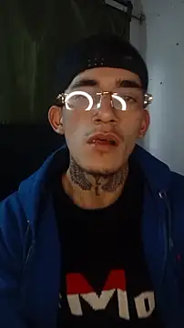 Snapshot of Alexwedcam chatting on February 11, 2026, 6:52 pm Alexwedcam online show from February 11, 2026, 6:52 pm