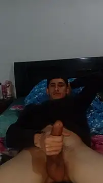 Snapshot of Alexwedcam chatting on February 21, 2026, 1:40 am Alexwedcam online show from February 21, 2026, 1:40 am