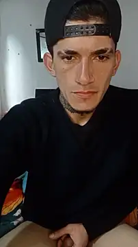 Snapshot of Alexwedcam chatting on February 15, 2026, 7:02 pm Alexwedcam online show from February 15, 2026, 7:02 pm