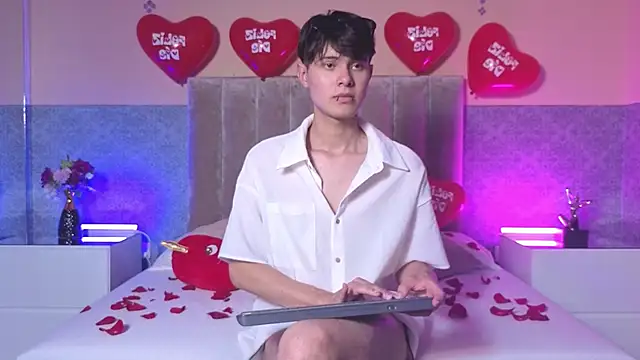 Derek Sinn online show from February 14, 2026, 9:15 pm