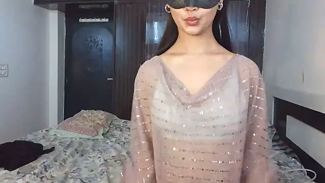 Snapshot of Alina_Teen chatting on June 4, 2026, 7:24 am Alina Teen online show from June 4, 2026, 7:24 am