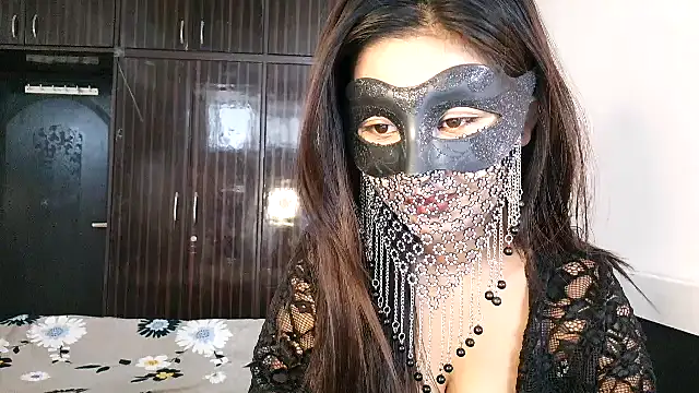Snapshot of Alina_Teen chatting on May 24, 2026, 8:36 am Alina Teen online show from May 24, 2026, 8:36 am