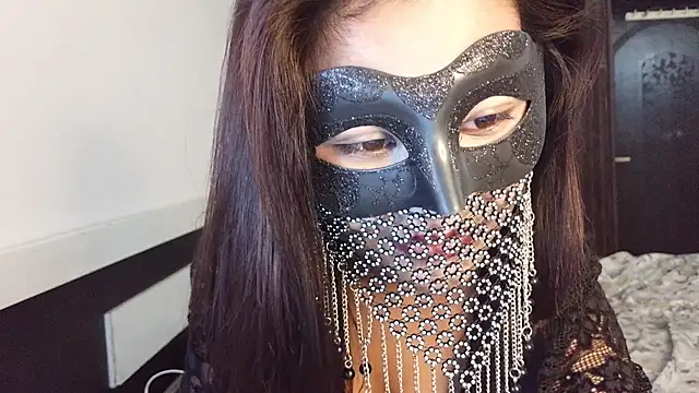 Snapshot of Alina_Teen chatting on May 11, 2026, 8:49 am Alina Teen online show from May 11, 2026, 8:49 am