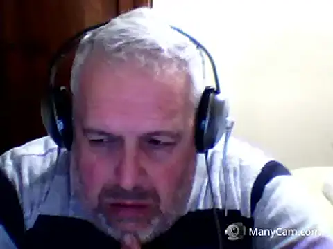 swichcassanesi online show from April 18, 2026, 8:09 pm