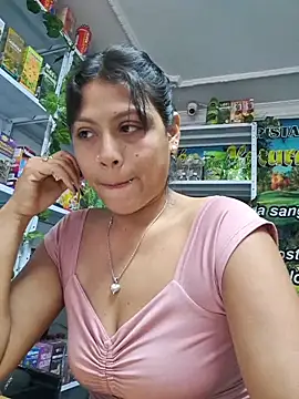 Snapshot of Tatianna_Loove_ chatting on May 6, 2026, 10:03 pm Tatianna Loove online show from May 6, 2026, 10:03 pm