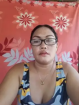 Snapshot of sexymom_siovie chatting on May 22, 2026, 4:43 am sexymom siovie online show from May 22, 2026, 4:43 am