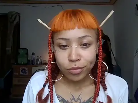 suky pou online show from April 28, 2026, 8:57 pm