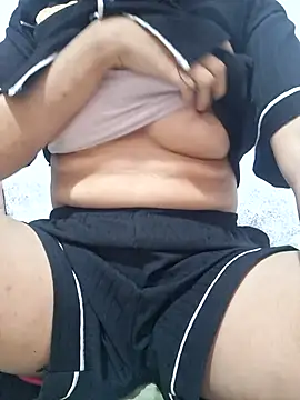 Mey mey2k3 online show from February 3, 2026, 11:48 am