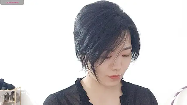 Nikishine online show from April 24, 2026, 12:07 pm