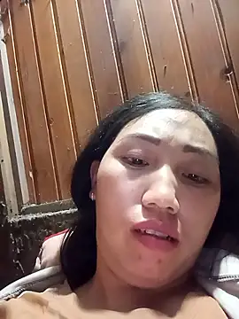 hot-luna- online show from March 6, 2026, 12:55 pm