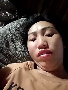 hot-luna- online show from March 9, 2026, 9:51 pm