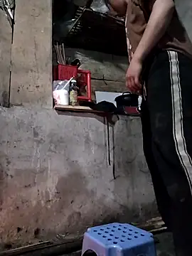 Bella-222 online show from April 18, 2026, 11:34 am