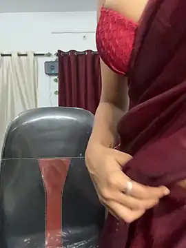 Snapshot of pooja_sexy79 chatting on April 11, 2026, 6:11 pm pooja sexy79 online show from April 11, 2026, 6:11 pm