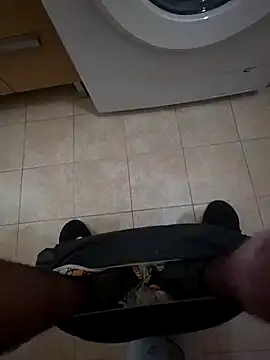 Heyyo3 online show from February 9, 2026, 9:18 am