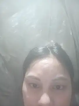 Snapshot of Momo-biki chatting on May 15, 2026, 11:25 pm Momo-biki online show from May 15, 2026, 11:25 pm