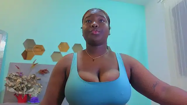 DanielaGil7 online show from March 14, 2026, 12:11 pm