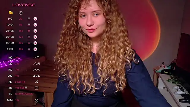 Snapshot of Milounee chatting on June 19, 2026, 4:24 pm Milounee online show from June 19, 2026, 4:24 pm