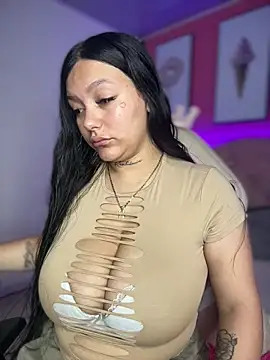 Miia  Taylor online show from March 11, 2026, 2:38 am