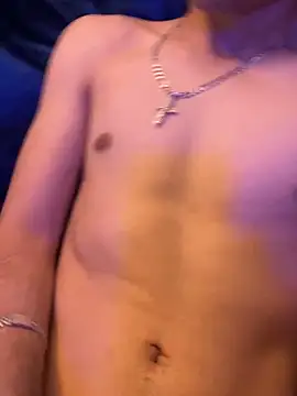 Tupapi696969q online show from March 27, 2026, 8:26 am