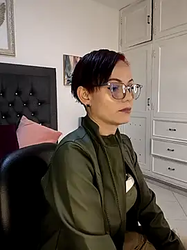 Anne 05 online show from February 2, 2026, 11:31 am