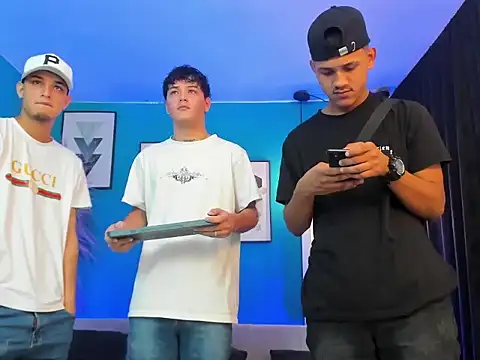 Snapshot of KingOfHeavens_2 chatting on January 31, 2026, 8:29 pm KingOfHeavens 2 online show from January 31, 2026, 8:29 pm