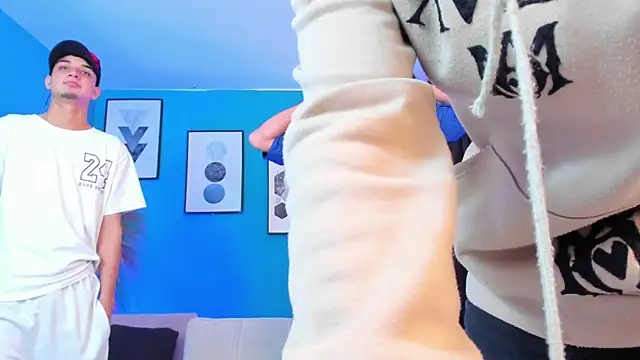 Snapshot of KingOfHeavens_2 chatting on February 23, 2026, 8:20 pm KingOfHeavens 2 online show from February 23, 2026, 8:20 pm