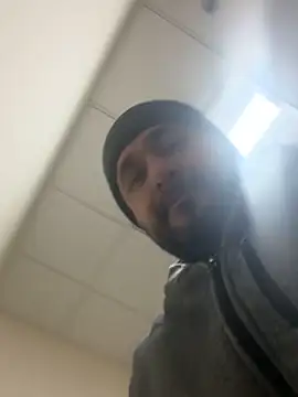 yolanda339 online show from February 25, 2026, 12:05 pm