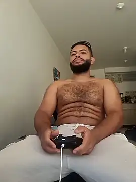 Snapshot of KLEYTON33 chatting on March 4, 2026, 9:44 pm KLEYTON33 online show from March 4, 2026, 9:44 pm