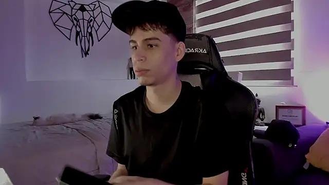 juan posada online show from February 10, 2026, 5:56 pm