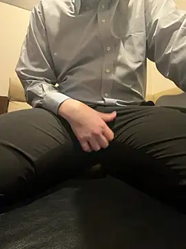 yuuuuusuke00 online show from February 20, 2026, 1:13 am