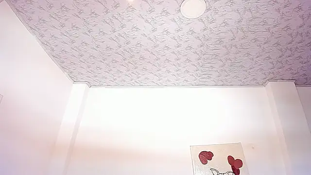 paisa hotx online show from March 4, 2026, 7:10 pm